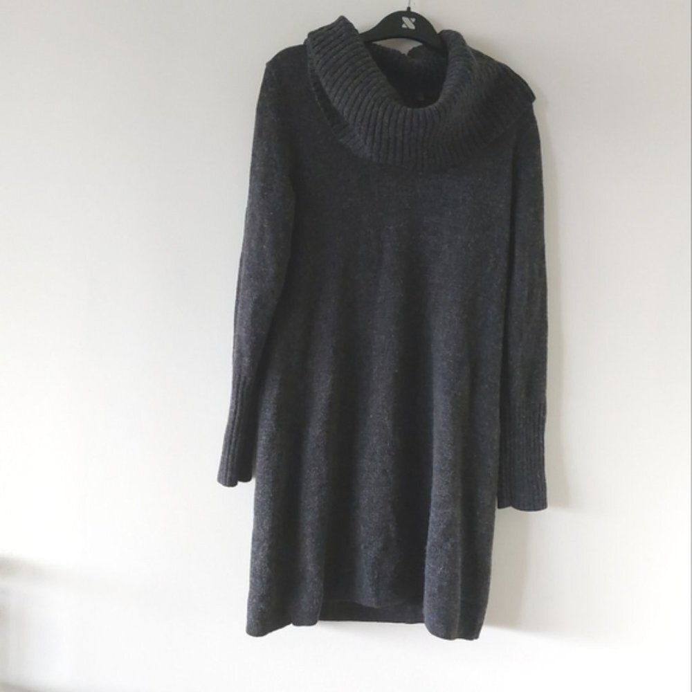 Tahari wool blend Sweater dress size L
